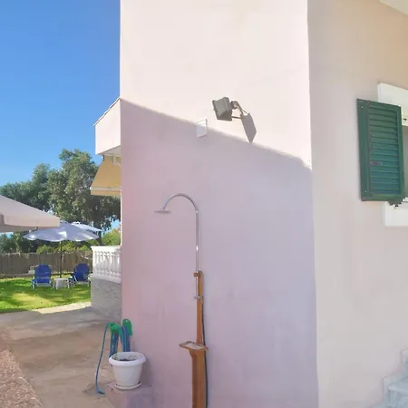 House Ritsa Am Agios Gordios, Corfu アギオス・ゴルディオス